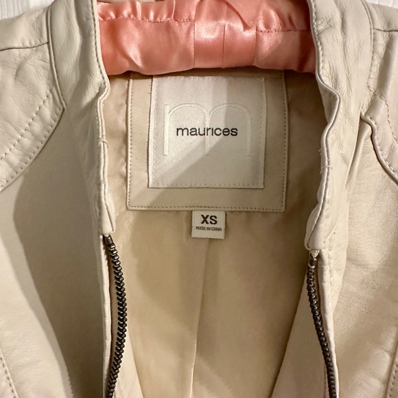 Maurices Cream Faux Leather Moto Jacket – Stretch Panels, Zip Pockets (XS) - Picture 2 of 6
